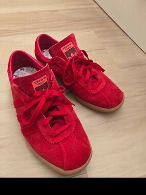 Adidas Tobacco Red Sneakers